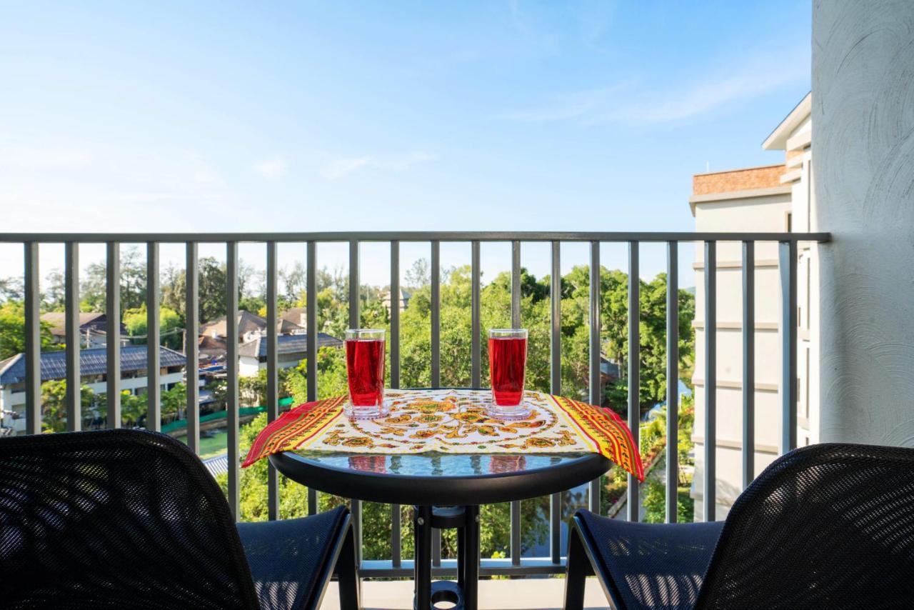 The At The Title Residencies Naiyang अपार्टमेंट Phuket